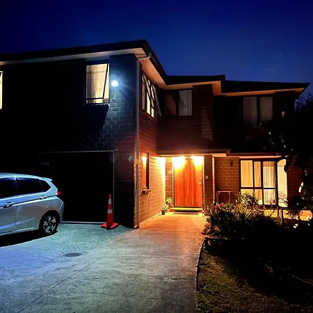 Private Cozy Stay Near Henderson Akl-Room 103 Auckland Exterior foto